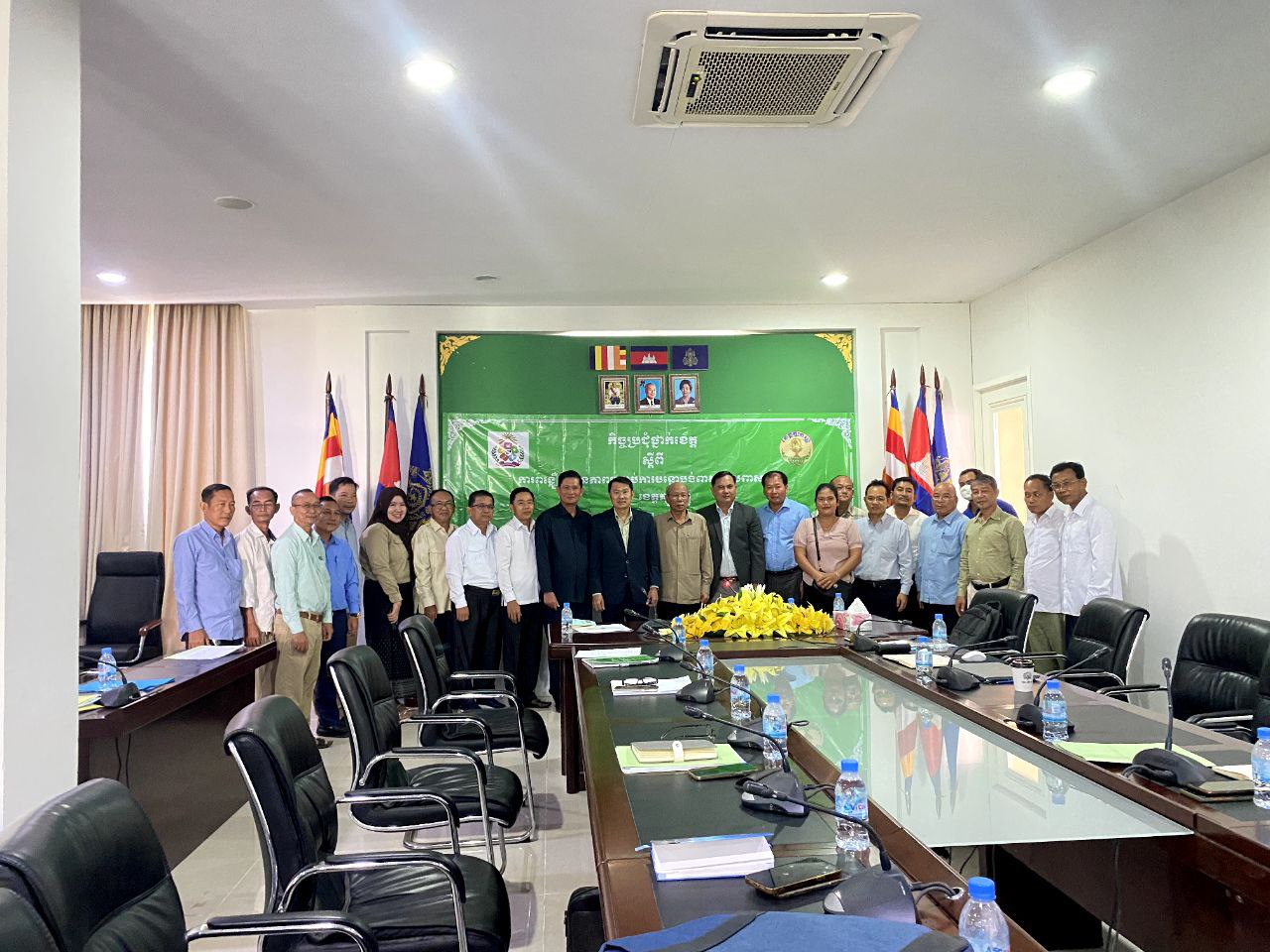 ឯកឧត្តម ជាម ហ៊ីម អញ្ជើញដឹកនាំកិច្ចប្រជុំថ្នាក់ខេត្តស្តីពី ការពន្លឿនស្ថានភាពបញ្ចប់ការបន្ទោបង់ពាសវាលពាសកាល ODF ខេត្តត្បូងឃ្មុំ