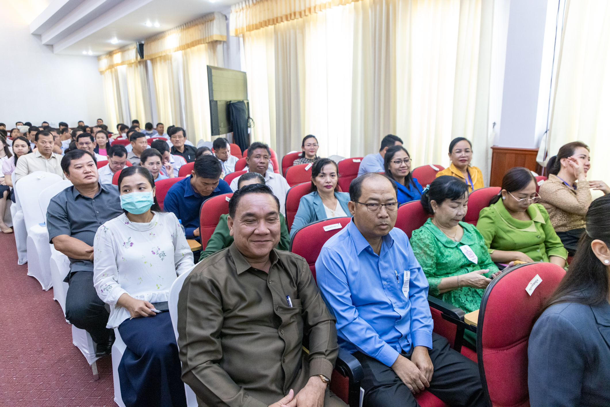 ឯកឧត្ដម ឆាយ ប្ញទ្ធិសែន អញ្ជើញជាអធិបតីក្នុងកម្មវិធីបិទកិច្ចប្រជុំបូកសរុបលទ្ធផលការងារឆ្នាំ២០២៣ និងលើកទិសដៅការងារឆ្នាំ២០២៤ របស់ក្រសួងអភិវឌ្ឍន៍ជនបទ 9 410A0315