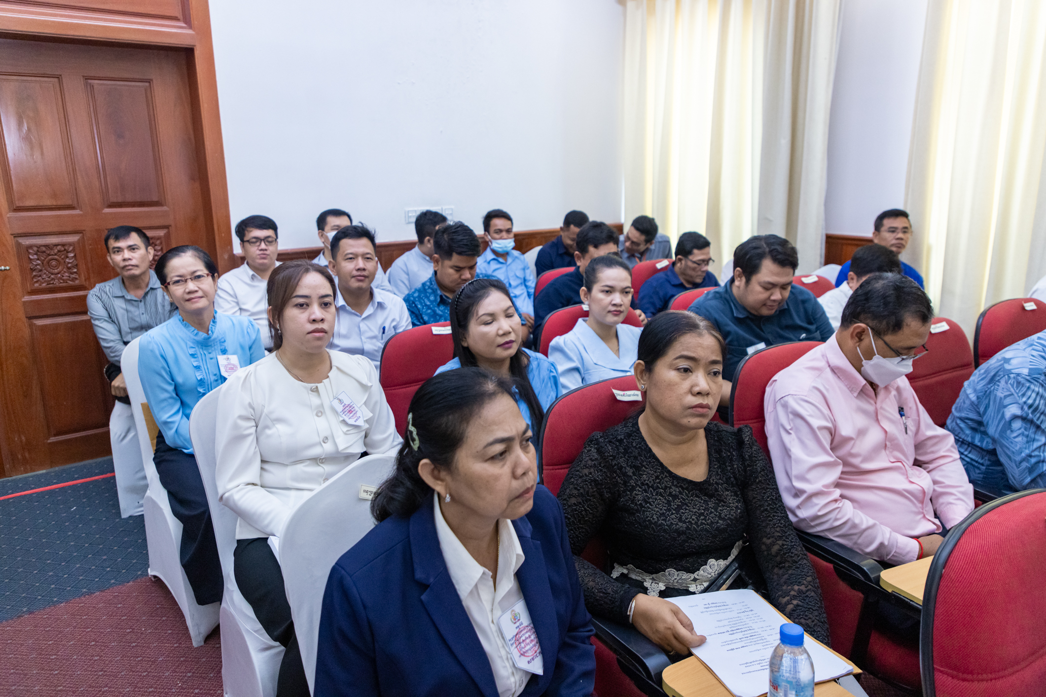 ឯកឧត្ដម ឆាយ ប្ញទ្ធិសែន អញ្ជើញជាអធិបតីក្នុងកម្មវិធីបិទកិច្ចប្រជុំបូកសរុបលទ្ធផលការងារឆ្នាំ២០២៣ និងលើកទិសដៅការងារឆ្នាំ២០២៤ របស់ក្រសួងអភិវឌ្ឍន៍ជនបទ 11 410A0325