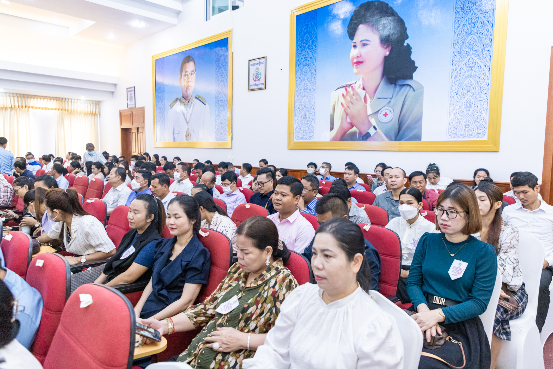 ឯកឧត្ដម ឆាយ ប្ញទ្ធិសែន អញ្ជើញជាអធិបតីក្នុងកម្មវិធីបិទកិច្ចប្រជុំបូកសរុបលទ្ធផលការងារឆ្នាំ២០២៣ និងលើកទិសដៅការងារឆ្នាំ២០២៤ របស់ក្រសួងអភិវឌ្ឍន៍ជនបទ 12 410A0326