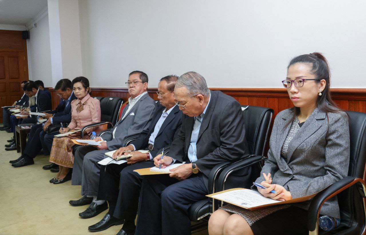 ឯកឧត្តម ឆាយ ប្ញទ្ធិសែន អញ្ជើញដឹកនាំកិច្ចប្រជុំបូកសរុបវឌ្ឍនភាពការងារប្រចាំខែធ្នូ ឆ្នាំ២០២៣ និងលើកទិសដៅការងារខែមករា ឆ្នាំ២០២៤ របស់ក្រសួងអភិវឌ្ឍន៍ជនបទ 11 9 4