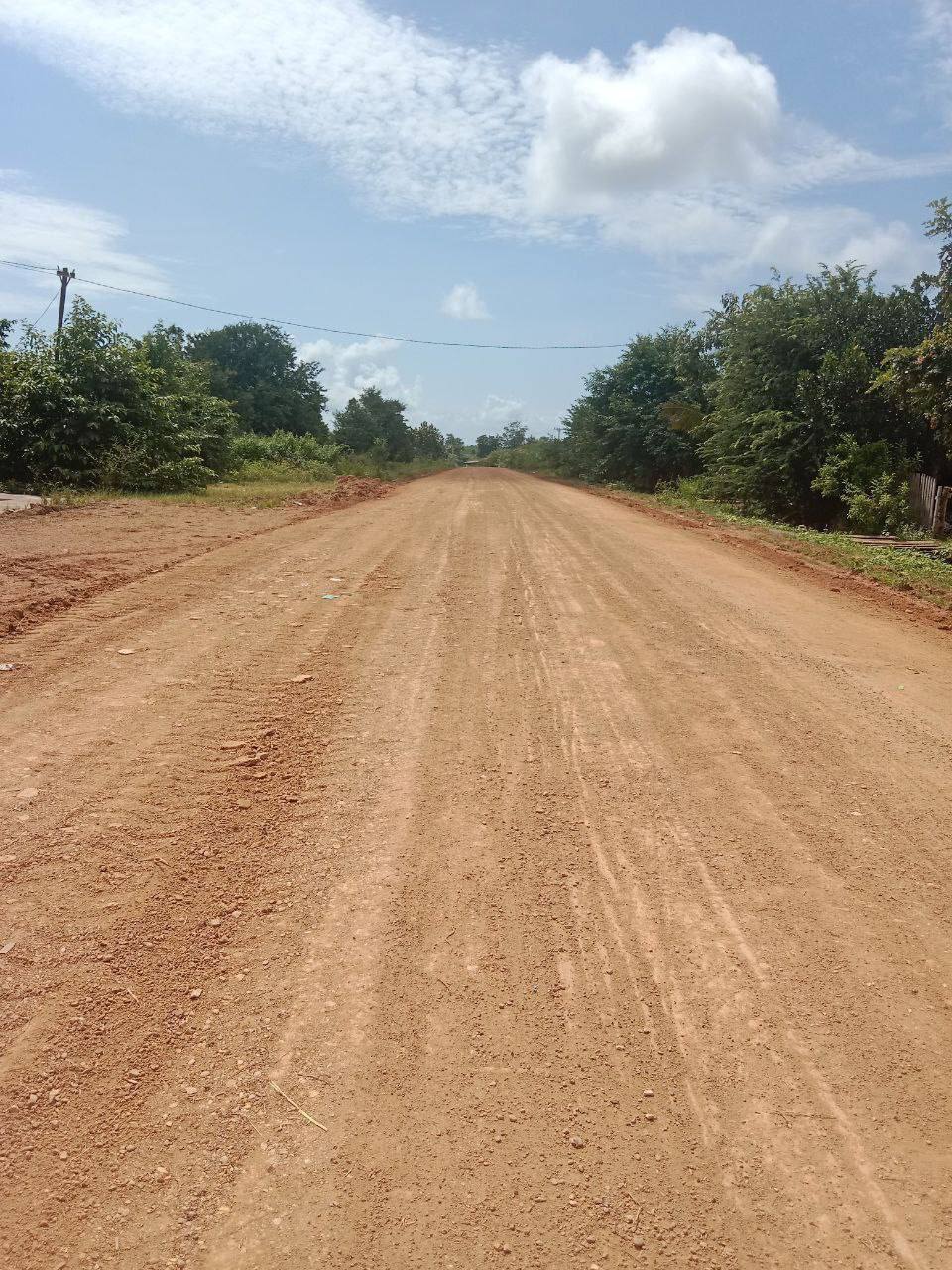 ឯកឧត្តមបណ្ឌិត នួន ដាញ៉ិល ដឹកនាំគណៈកម្មការអន្តរក្រសួង ដេីម្បីចុះត្រួតពិនិត្យ និងវាយតម្លៃលើការងារថែទាំផ្លូវជាប្រចាំ ចំនួន២គម្រោង ស្ថិតនៅខេត្តក្រចេះ និងខេត្តស្ទឹងត្រែង 7 photo 2023 12 11 20 36 59