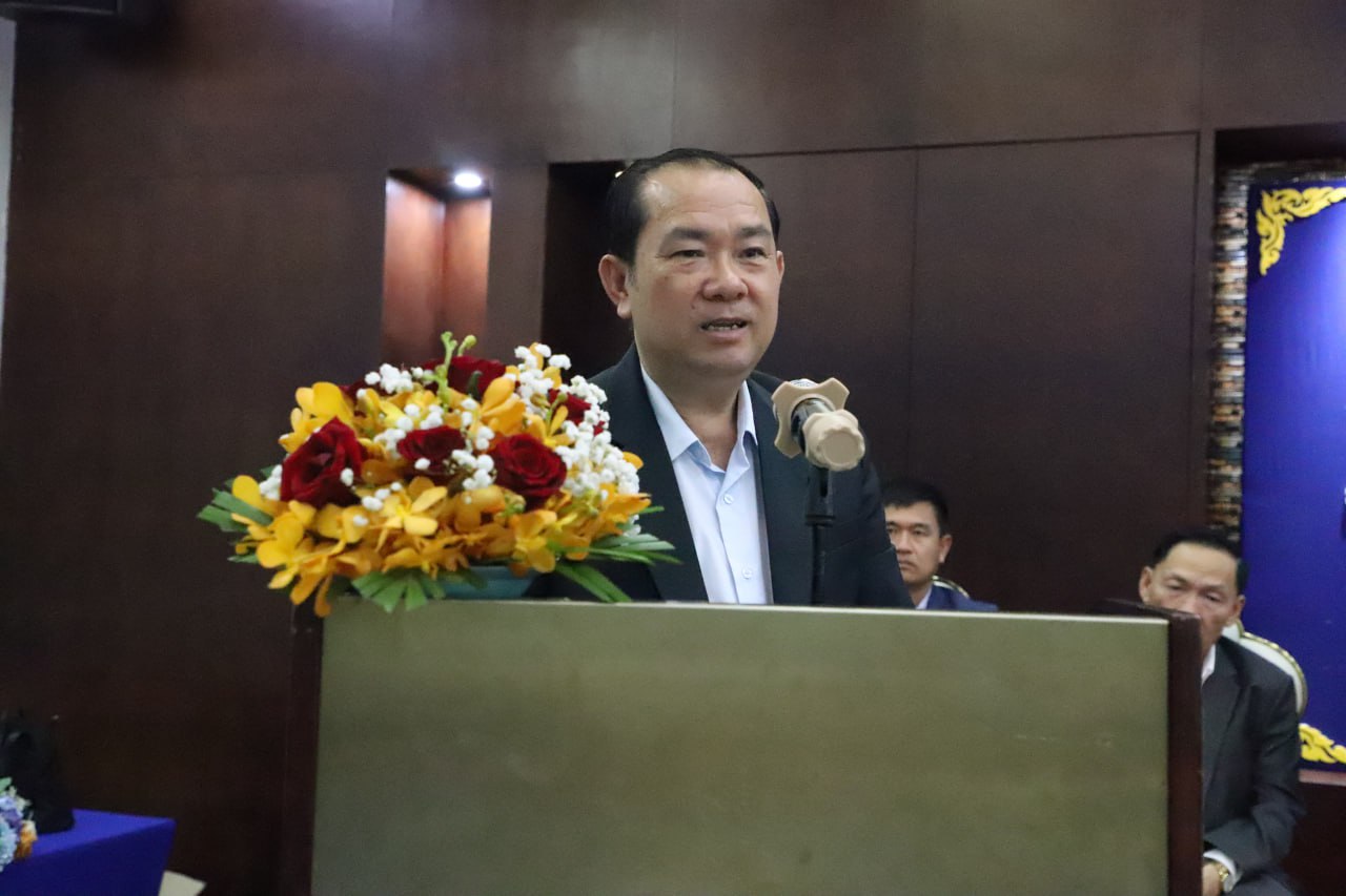 ឯកឧត្តម ឈឹម សៅគី រដ្ឋលេខាធិការប្រចាំការ អញ្ជើញជាអធិបតីក្នុងពិធីបើកសិក្ខាពិគ្រោះយោបល់ ស្ដីពី “វិធីសាស្រ្ដស្រាវជ្រាវអំពីតម្រូវការបណ្តុះបណ្តាលជូនមន្ត្រីរាជការក្រសួងអភិវឌ្ឍន៍ជនបទ ឆ្នាំ២០២៤ - ២០២៦” 9 7 17