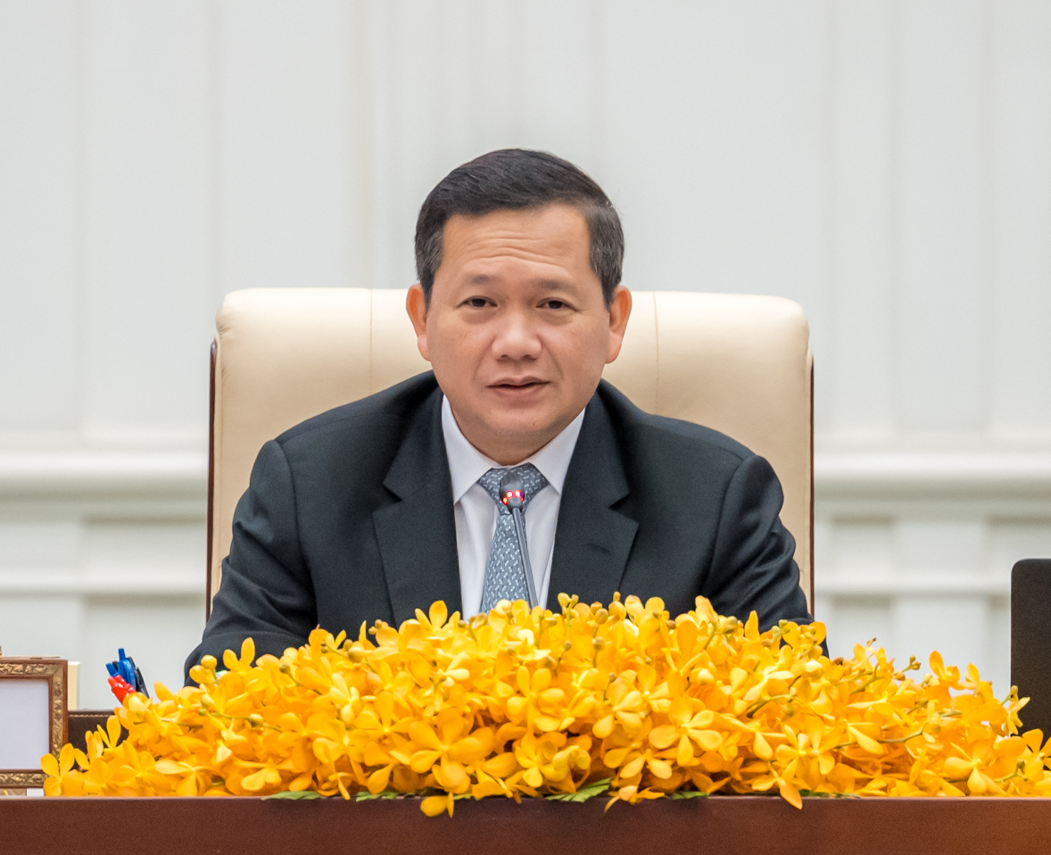 ឯកឧត្តម ឆាយ ឫទ្ធីសែន រដ្ឋមន្ត្រីក្រសួងអភិវឌ្ឍន៍ជនបទ អញ្ជើញចូលរួមកិច្ចប្រជុំពេញអង្គគណៈរដ្ឋមន្ត្រី នៅវិមានសន្តិភាព 1 1 1