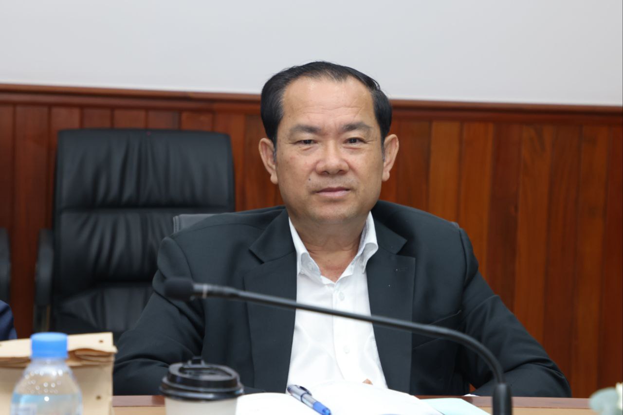 ឯកឧត្តម ឆាយ ឫទ្ធិសែន រដ្ឋមន្ដ្រីក្រសួងអភិវឌ្ឍន៍ជនបទ អញ្ជើញដឹកនាំកិច្ចប្រជុំត្រួតពិនិត្យវឌ្ឍនភាពក្រុមការងារអ្នកនាំពាក្យ និងក្រុមការងារព័ត៌មាន របស់ក្រសួងអភិវឌ្ឍន៍ជនបទ 4 2 3