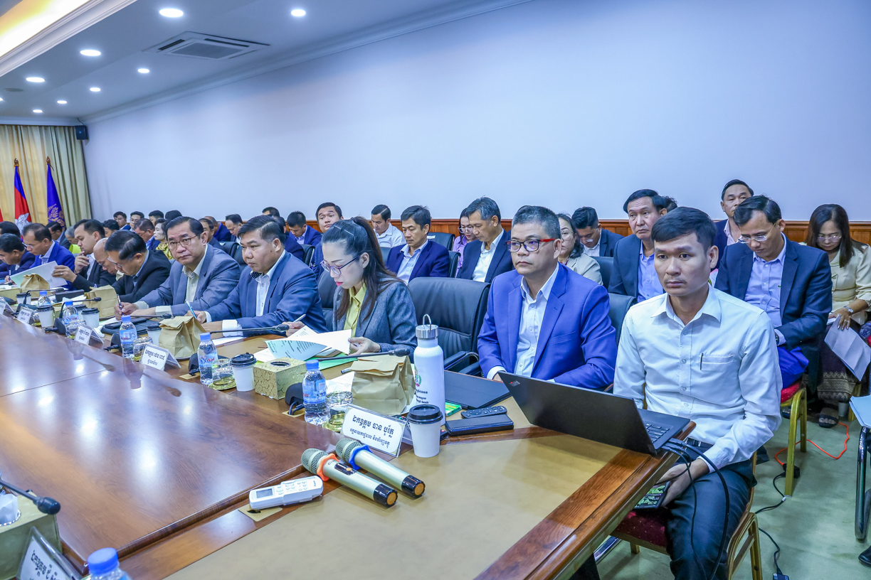 ឯកឧត្ដម ឆាយ ឫទ្ធិសែន អញ្ជើញដឹកនាំកិច្ចប្រជុំបូកសរុបលទ្ធផលការងារប្រចាំខែកុម្ភៈ និងលើកទិសដៅការងារបន្ដរបស់ក្រសួងអភិវឌ្ឍន៍ជនបទ 7 5 13