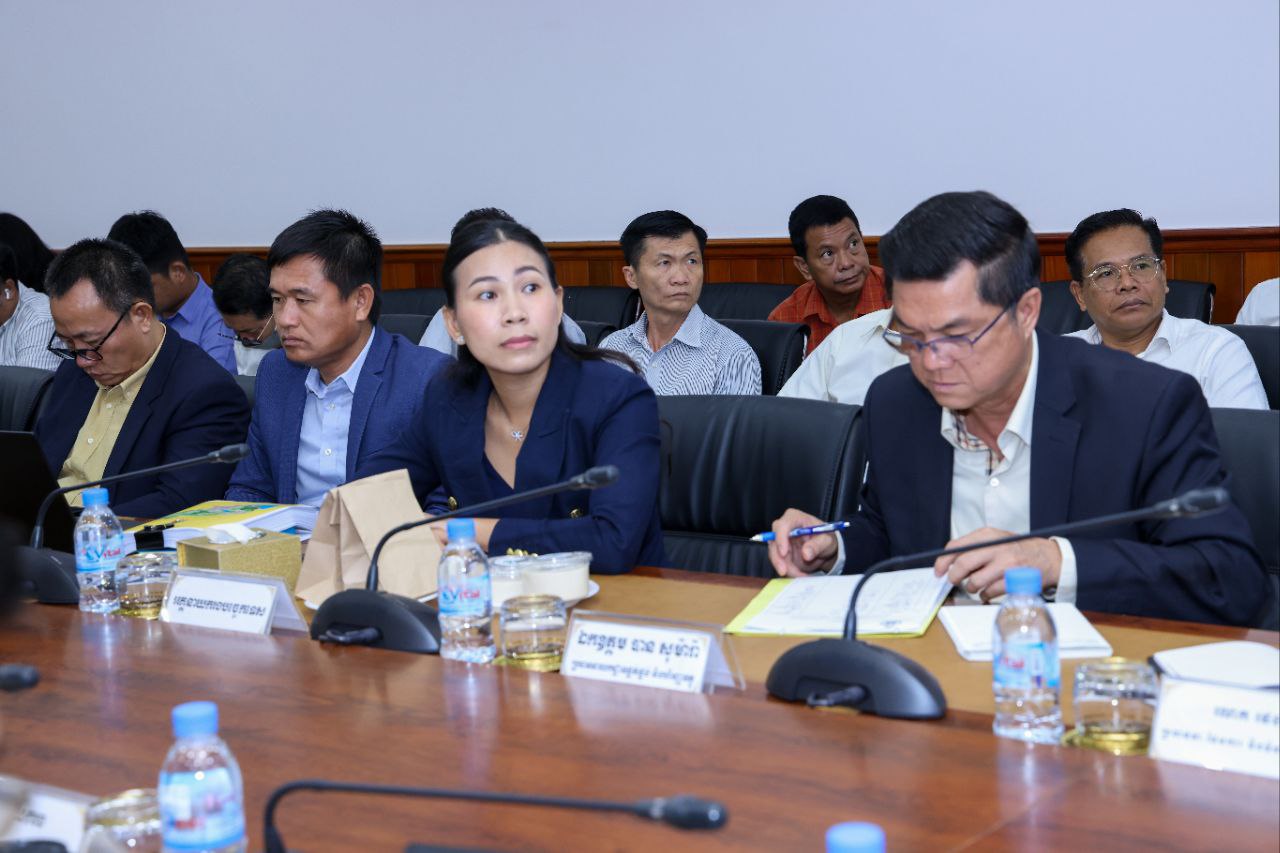 ឯកឧត្តម ឆាយ ឫទ្ធិសែន អញ្ជើញដឹកនាំកិច្ចប្រជុំបន្ដអនុវត្តផែនការមេ និងការព្យាករណ៍ផែនការមេផ្លូវជនបទ 7 6 9