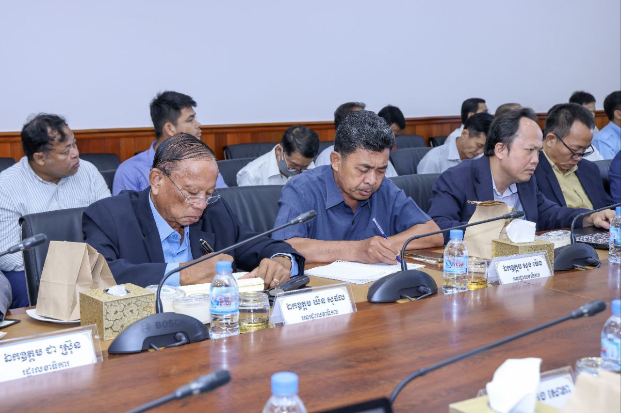 ឯកឧត្តម ឆាយ ឫទ្ធិសែន អញ្ជើញដឹកនាំកិច្ចប្រជុំបន្ដអនុវត្តផែនការមេ និងការព្យាករណ៍ផែនការមេផ្លូវជនបទ 10 9 6
