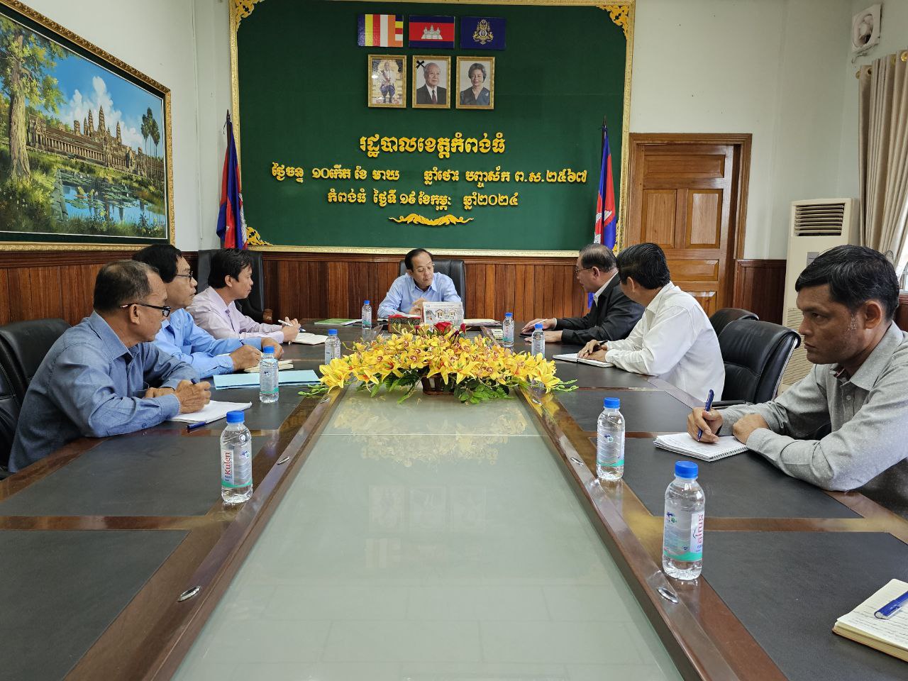 ឯកឧត្តម លី ណារុន ដឹកនាំកិច្ចប្រជុំបូកសរុបលទ្ធផលការងារប្រចាំខែកុម្ភៈ និងលើកទិសដៅការងារ ខែមីនា ឆ្នាំ២០២៤ របស់មន្ទីរអភិវឌ្ឍន៍ជនបទខេត្តកំពង់ធំ 5 photo 2024 02 20 17 31 20