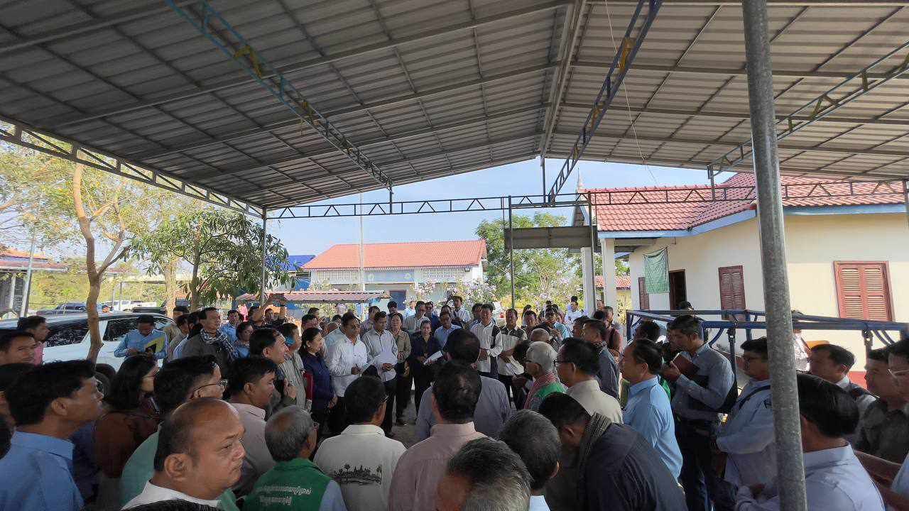 មន្ទីរអភិវឌ្ឍន៍ជនបទខេត្តតាកែវ ដឹកនាំមន្ត្រីចូលរួមក្នុងកម្មវិធីសិក្សាស្វែងយល់ និងដកស្រង់បទពិសោធន៍ភូមិគំរូ នៅភូមិ ជម្ពូព្រឹក្ស ឃុំចំប៉ា ស្រុកព្រៃកប្បាស 3 photo 2024 02 20 18 24 05 2