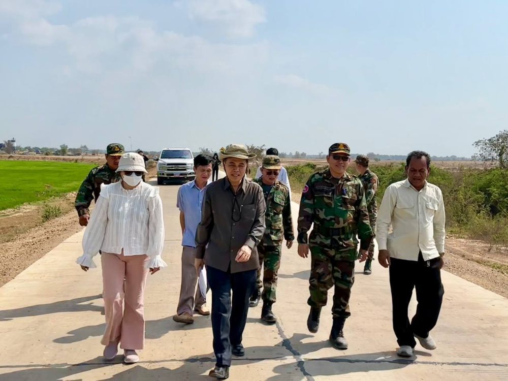 ឯកឧត្តមបណ្ឌិត នួន ដាញ៉ិល ដឹកនាំគណៈកម្មការអន្តរក្រសួង ចុះវាយតម្លៃប្រគល់-ទទួល លើការងារ ២គម្រោងស្ថិតនៅក្នុងខេត្តកណ្តាល 2 photo 2024 03 04 18 02 02