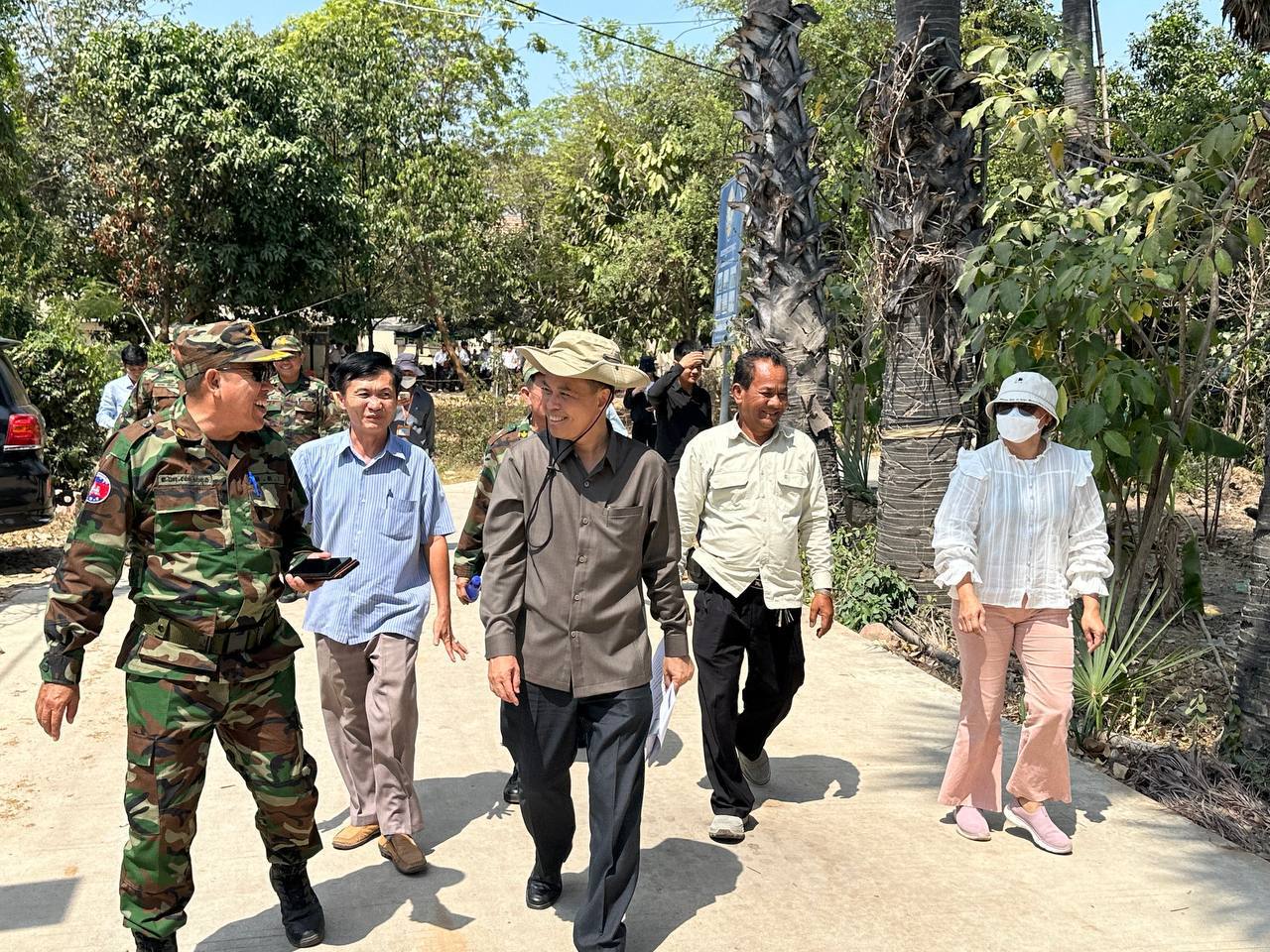 ឯកឧត្តមបណ្ឌិត នួន ដាញ៉ិល ដឹកនាំគណៈកម្មការអន្តរក្រសួង ចុះវាយតម្លៃប្រគល់-ទទួល លើការងារ ២គម្រោងស្ថិតនៅក្នុងខេត្តកណ្តាល 6 photo 2024 03 04 18 02 04