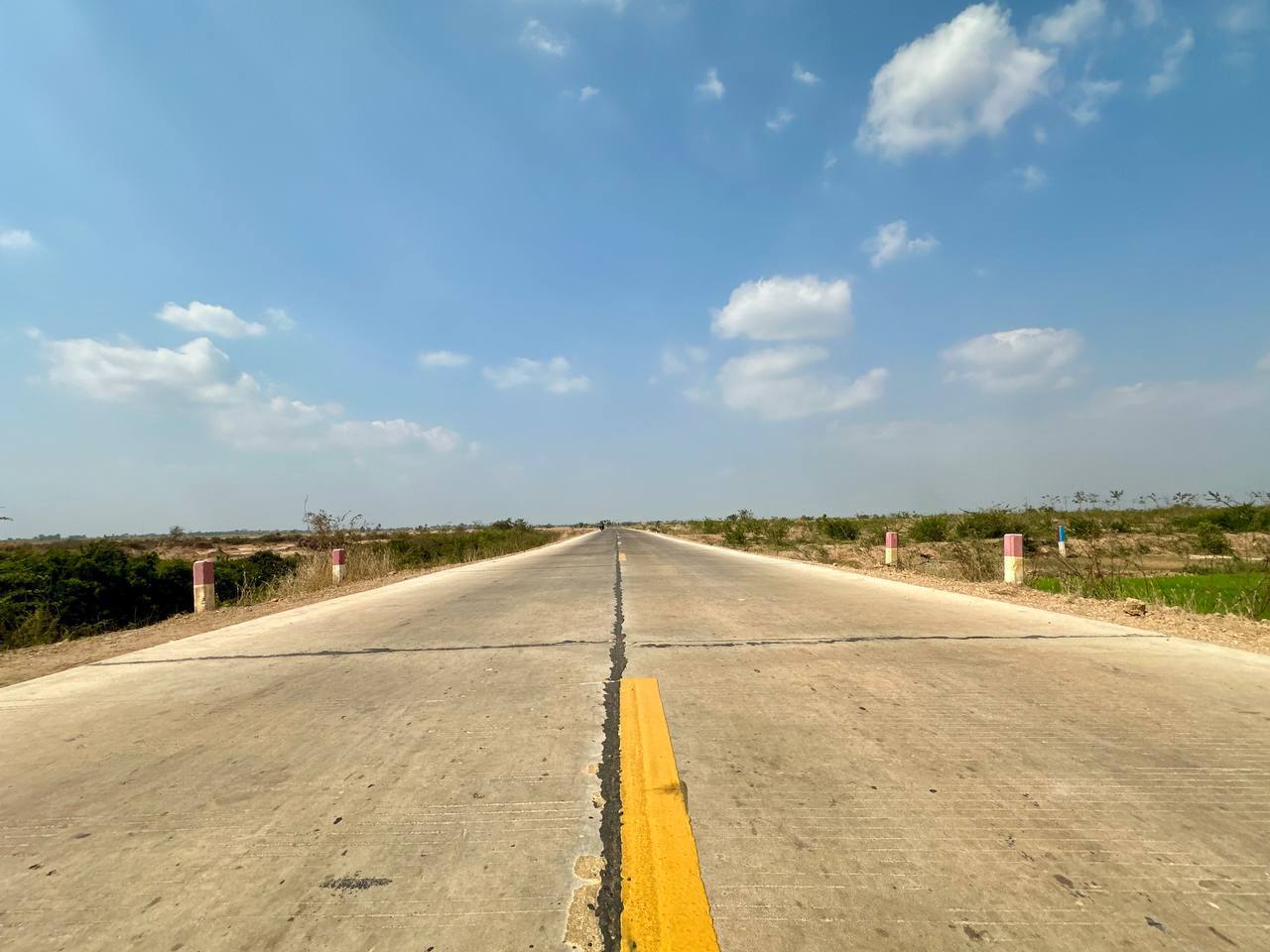 ឯកឧត្តមបណ្ឌិត នួន ដាញ៉ិល ដឹកនាំគណៈកម្មការអន្តរក្រសួង ចុះវាយតម្លៃប្រគល់-ទទួល លើការងារ ២គម្រោងស្ថិតនៅក្នុងខេត្តកណ្តាល 11 photo 2024 03 04 18 02 12