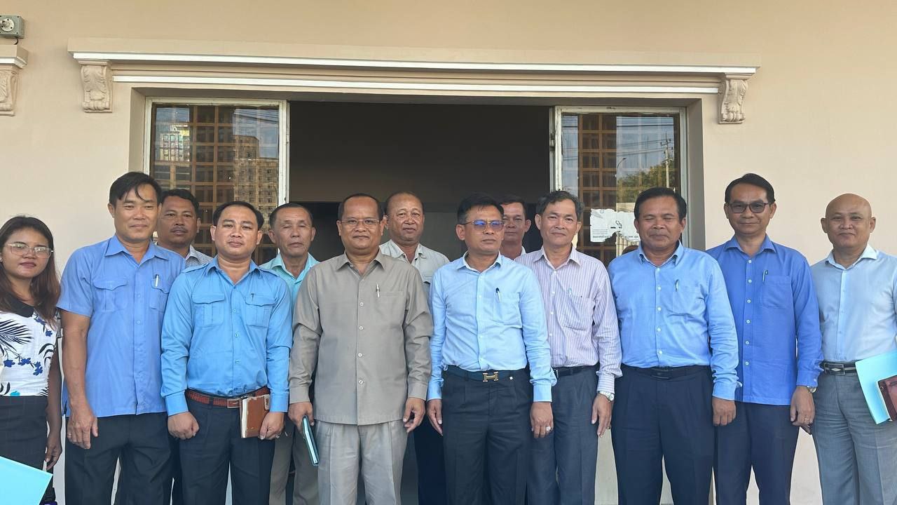 ឯកឧត្តម សួន សេរីរដ្ឋា អញ្ជើញដឹកនាំក្រុមការងារក្រសួង ចូលរួមក្នុងកិច្ចប្រជុំពង្រឹងការអនុវត្តផែនការសកម្មភាពនិងថវិកា លើការងារអភិវឌ្ឍន៍ និងអភិរក្សជនជាតិដើមភាគតិច នៅមន្ទីរអភិវឌ្ឍន៍ជនបទខេត្តកំពង់ស្ពឺ ខេត្តព្រះសីហនុ និង ខេត្តកោះកុង 5 photo 2024 03 05 04 32 22