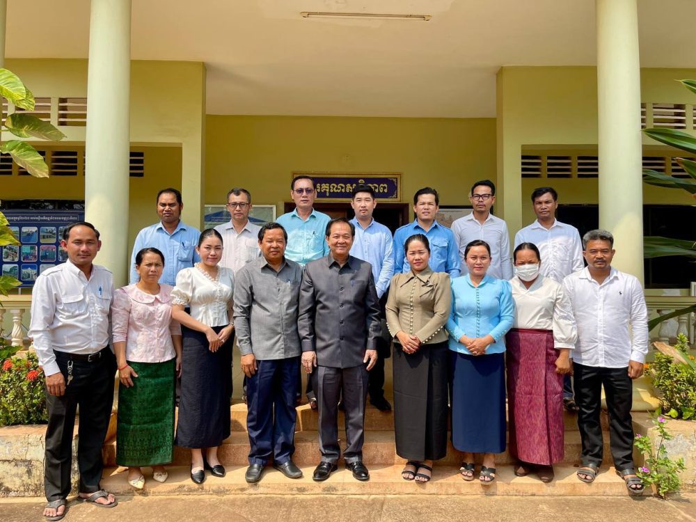 ឯកឧត្ដម ជី ស៊ីថា រដ្ឋលេខាធិការ បានអញ្ជើញដឹកនាំកិច្ចប្រជុំស្ដីពី ចុះសម្របសម្រួលការរៀបចំ និងការអនុវត្តសូចនាករសមិទ្ធកម្ម របស់មន្ទីរអភិវឌ្ឍន៍ជនបទខេត្តព្រះវិហារ 2 photo 2024 03 07 12 37 50 2