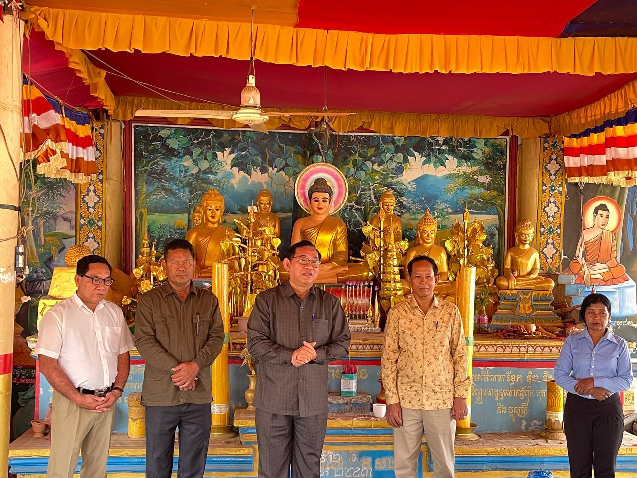 ឯកឧត្ដម លី ណារុន អញ្ជើញជាអធិបតីភាពក្នុងកិច្ចប្រជុំស្តីពីការពិនិត្យផ្ទៀងផ្ទាត់ការអនុវត្តគម្រោងឥណទានរបស់ក្រសួងអភិវឌ្ឍន៍ជនបទ នៅខេត្តកំពង់ឆ្នាំង 6 photo 2024 03 11 19 29 33 1