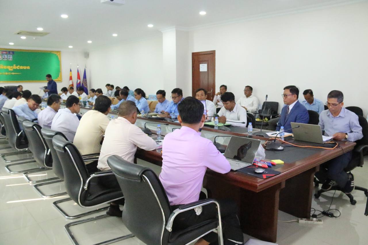 ឯកឧត្តមបណ្ឌិត នួន ពេជ្រនិមិត្ត អញ្ជើញជាអធិបតីបើកវគ្គបណ្ដុះបណ្ដាល ស្ដីពី “វិធីសាស្ត្រអភិវឌ្ឍន៍សមត្ថភាពមន្ត្រីសម្របសម្រួលសហគមន៍ជនបទ” 9 photo 2024 03 13 16 09 39