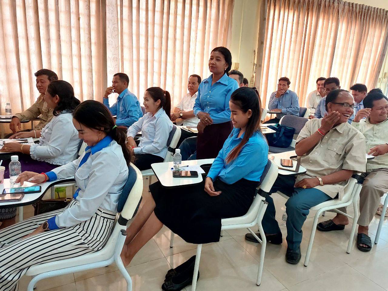 ឯកឧត្ដម ប៉ា សុខុម រដ្ឋលេខាធិការ តំណាងដ៏ខ្ពង់ខ្ពស់ ឯកឧត្តម ឆាយ ឫទ្ធិសែន អញ្ជើញជាអធិបតីភាពក្នុងកិច្ចប្រជុំ បូកសរុបលទ្ធផលការងារប្រចាំខែត្រីមាសទី១ និងលេីកទិសដៅការរងារបន្ត ត្រីមាសទី២ ឆ្នាំ២០២៤ របស់មន្ទីរអភិវឌ្ឍន៍ជនបទខេត្តកំពង់ឆ្នាំង 6 photo 2024 03 22 17 15 16