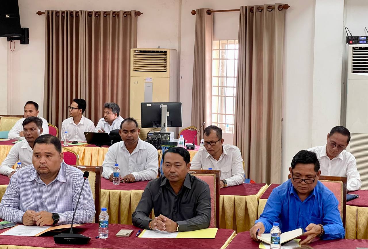 ឯកឧត្តមបណ្ឌិត ចាន់ ដារ៉ុង អញ្ជើញជាគណៈអធិបតីដឹកនាំកិច្ចប្រជុំផ្សព្វផ្សាយលទ្ធផលសន្និបាតបូកសរុបលទ្ធផលការងារឆ្នាំ២០២៣ និងលើកទិសដៅការងារឆ្នាំ២០២៤ របស់ក្រសួងអភិវឌ្ឍន៍ជនបទ នៅខេត្តព្រះវិហារ 6 photo 2024 03 27 16 32 52