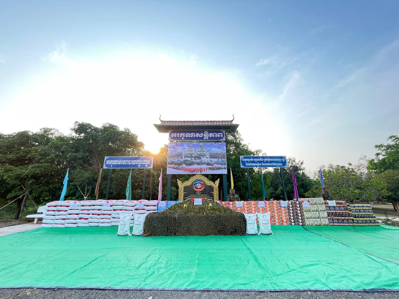 ឯកឧត្តម អ៊ិន ចន្ថា ដឹកនាំប្រតិភូក្រសួង អញ្ជើញសួរសុខទុក្ខទាហាន នៅកងពលតូចថ្មើរជើងលេខ ៥២ 10 photo 2024 03 29 10 08 48