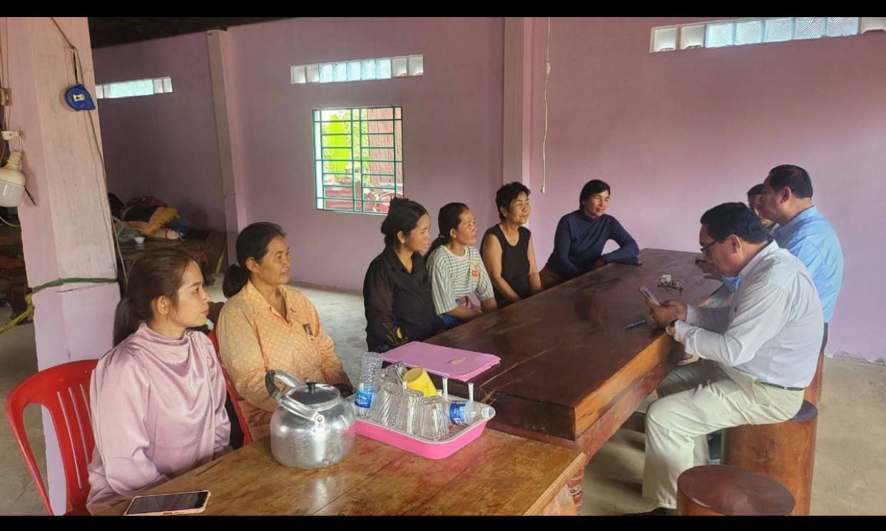 ឯកឧត្តម លី ណារុន ចុះជួបសំណេះសំណាលជាមួយសមាជិកឥណទានចំនួន២ក្រុម នៅស្រុកថាឡាបរិវ៉ាត់ 3 photo 2024 04 25 16 55 33 2