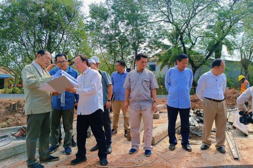 ខេត្តតាកែវ កំពង់ស្ពឺ៖ ថ្ងៃពុធ ១កើត ខែពិសាខ