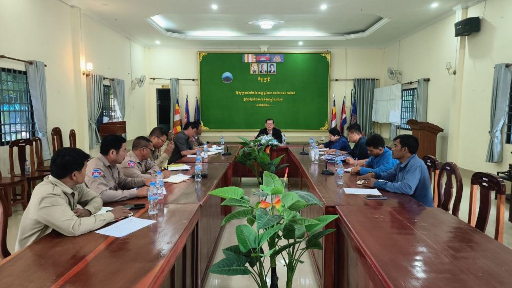 ឯកឧត្ដម ម៉ា សុវណ្ណា ក្រុមការងារវិមជ្ឈការ និងវិសហមជ្ឈការ សិក្សាស្វែងយល់ពីកិច្ចដំណើរការ ការងារវិមជ្ឈការលើមុខងារសេវាអប់រំអនាម័យជនបទ 2 photo 2024 06 21 10 10 02