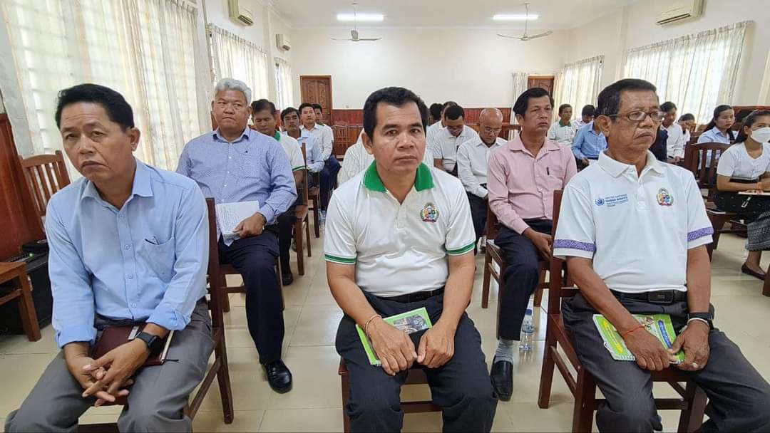 ឯកឧត្ដមបណ្ឌិត សួស គង់ រដ្ឋលេខាធិការអញ្ជើញជាអធិបតី ក្នុងកិច្ចប្រជុំប្រចាំឆមាសទី១ ឆ្នាំ២០២៤ របស់មន្ទីរអភិវឌ្ឍន៏ជនបទខេត្តកំពង់ស្ពឺ 15 photo 2024 07 04 15 32 24