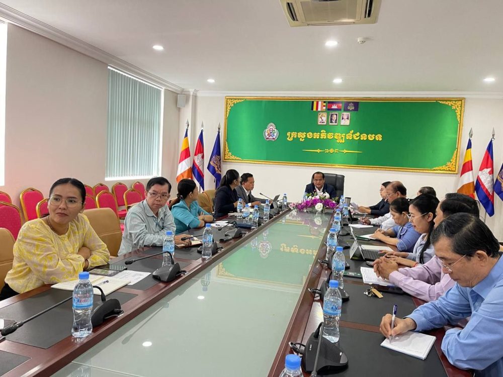 ឯកឧត្តម សួន សេរីរដ្ឋា អញ្ជើញដឹកនាំប្រជុំប្រចាំខែកក្កដា របស់នាយកដ្ឋានអភិវឌ្ឍន៍ជនជាតិភាគតិច 2 photo 2024 07 17 12 09 33 2