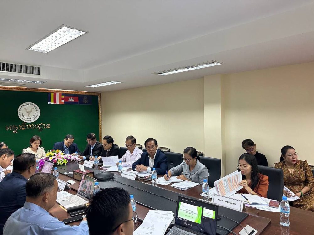 ឯកឧត្តម ជី ស៊ីថា អញ្ជើញដឹកនាំប្រតិភូក្រសួងអភិវឌ្ឍន៍ជនបទ ចូលរួមកិច្ចប្រជុំជាមួយលេខាធិការដ្ឋាននៃក្រុមការងាររៀបចំក្របខ័ណ្ឌ និងវិធាននៃប្រព័ន្ធសវនកម្មផ្ទៃក្នុង និងអធិការរកិច្ច 2 photo 2024 07 17 12 42 45