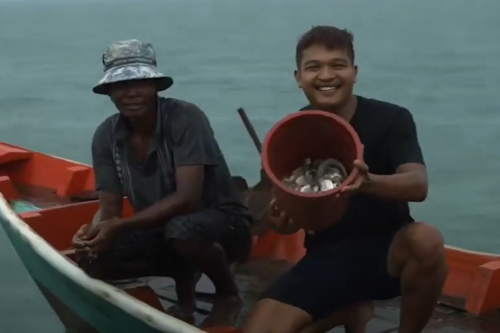 ឃុំកំពេញ ត្រីស្ពង់ចិញ្ចឹមក្នុងបែ