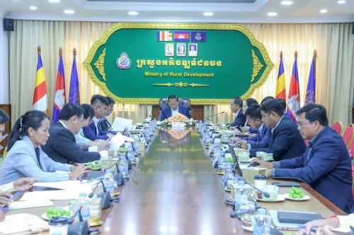 បញ្ហាប្រឈមពាក់ព័ន្ធនឹងការងារផ្គត់ផ្គង់ទឹកជនបទ