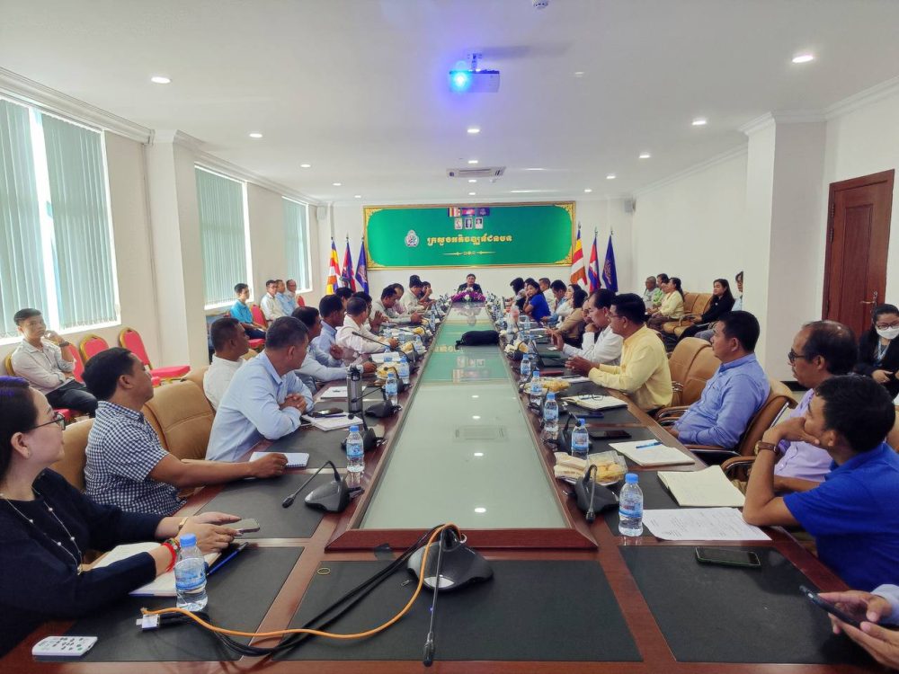 ឯកឧត្តម ស្រ៊ិន ពុទ្ធី អញ្ជើញដឹកនាំកិច្ចប្រជុំក្រុមការងារការផ្គត់ផ្គង់ទឹក ការសំអាត និងអនាម័យជនបទ(WATSAN) ប្រចាំខែសីហា 2 photo 2024 08 06 12 29 03