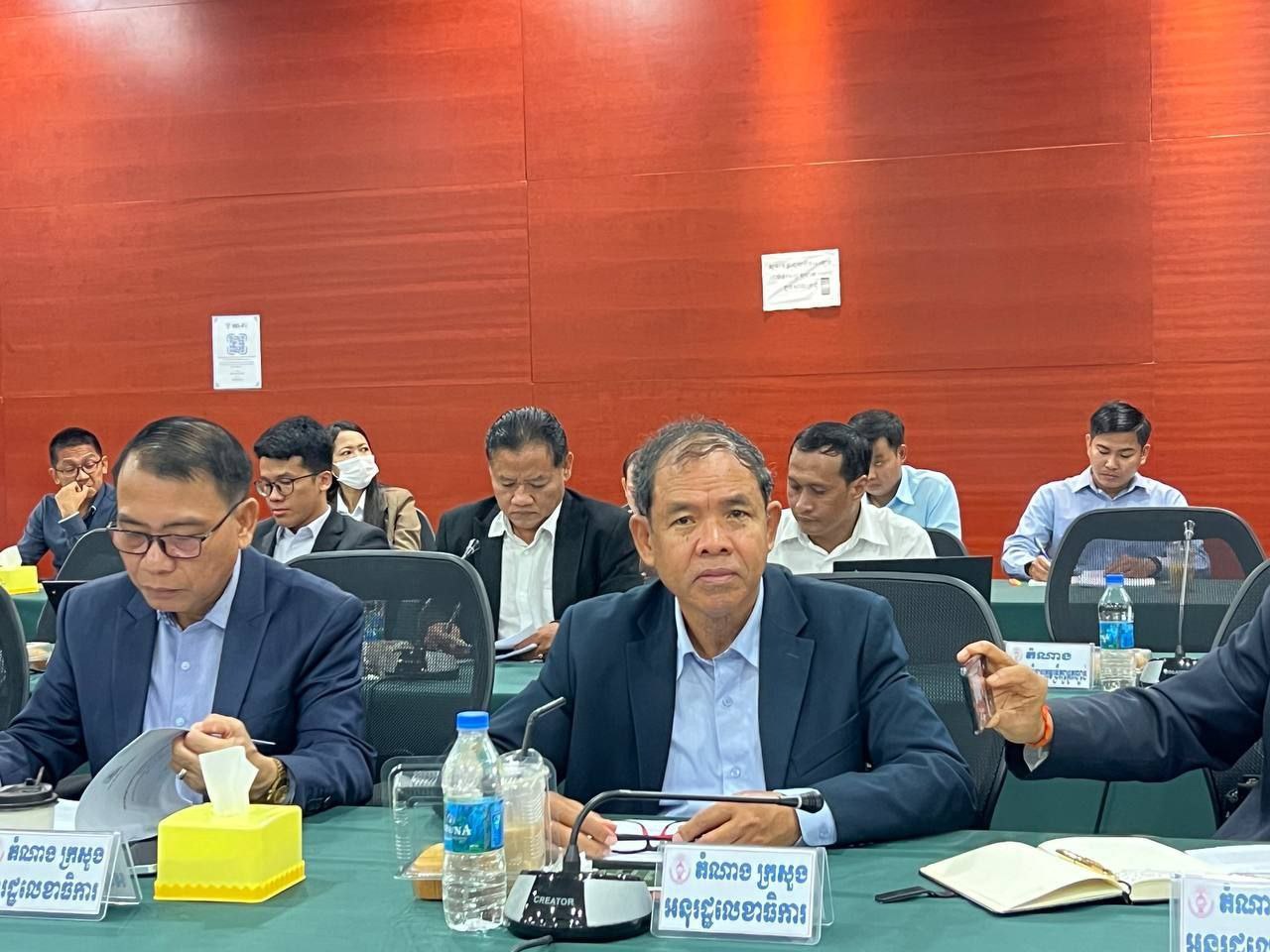 ឯកឧត្តម ជួប សំអាត អញ្ជើញចូលរួមរួមកិច្ចប្រជុំអន្តរក្រសួង ដើម្បីពិនិត្យនិងពិភាក្សាលើសេចក្តីព្រាងក្របខ័ណ្ឌយុទ្ធសាស្រ្តកម្ពុជា និងផែនការសកម្មភាព២០២៤-២០៣០ 6 photo 2024 08 09 18 14 45