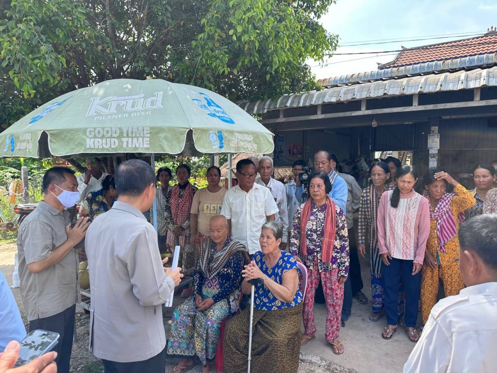 ឯកឧត្តមបណ្ឌិត នួន ដាញ៉ិល បានដឹកនាំគណៈកម្មការអន្តរក្រសួង ចុះត្រួតពិនិត្យ វាយតម្លៃដំណាក់កាលទី១ លើការងារថែទាំផ្លូវជាលក្ខណៈប្រចាំ ចំនួន ៣ខ្សែ ក្រាលកៅស៊ូពីរជាន់ (DBST) ប្រវែងសរុប ៤៥ ៩០០ម៉ែត្រ និងផ្លូវក្រាលក្រួស និងខ្សាច់ភ្នំ ចំនួន ១២ខ្សែ ប្រវែងសរុប ១១២ ៣០០ម៉ែត្រ 2 photo 2024 08 22 17 28 09 4