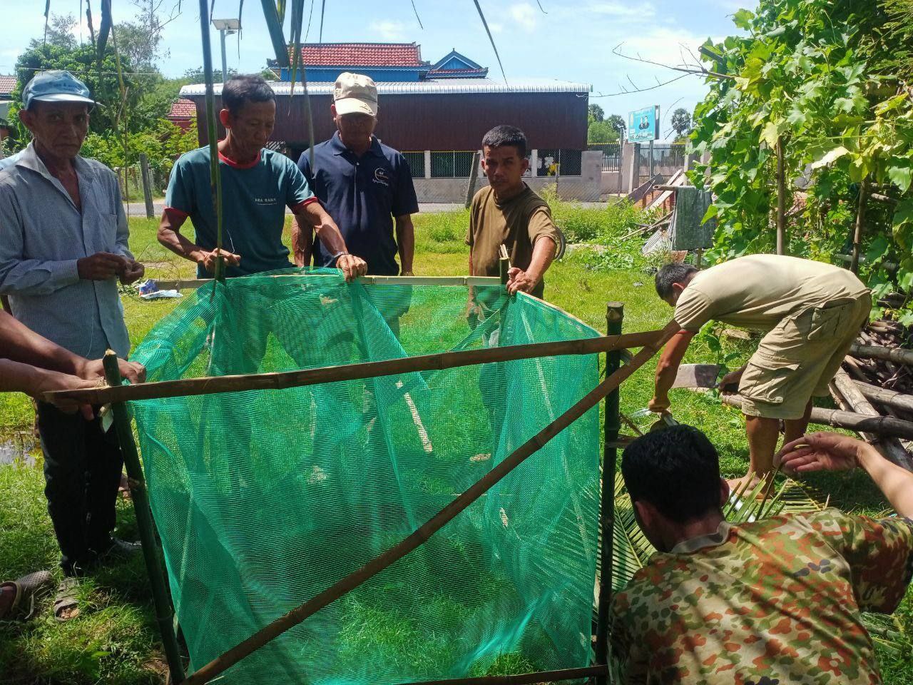មន្ត្រីជំនាញនៃមន្ទីរអភិវឌ្ឍន៍ជនបទខេត្តស្វាយរៀង បើកវគ្គបណ្តុះបណ្តាលរយ:ពេលខ្លីជំនាញការធ្វើជីកំប៉ុស្តិ៍និងការវេចខ្ចប់ 9 photo 2024 09 10 20 56 32