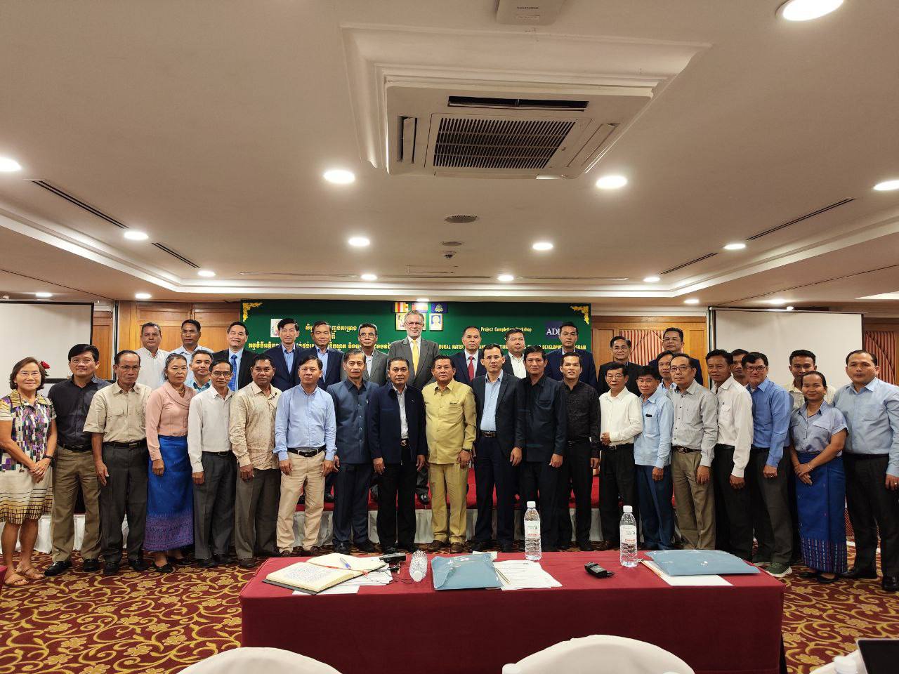 អង្គភាពគម្រោងកម្មវិធីអភិវឌ្ឍន៍ផ្នែកផ្គត់ផ្គង់សេវាកម្មទឹកស្អាត និងអនាម័យជនបទជំហានទី ៣ រៀបចំសិក្ខាសាលាបញ្ចប់គម្រោងនៅសណ្ឋាគារ សាន់វ៉េ រាជធានីភ្នំពេញ 12 photo 2024 09 22 11 30 23