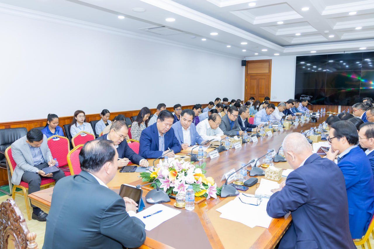 ឯកឧត្តម ឈឹម សៅគី ដឹកនាំកិច្ចប្រជុំគណៈកម្មការរៀបចំសន្និបាតរបស់ក្រសួងអភិវឌ្ឍន៍ជនបទ 12 10 6