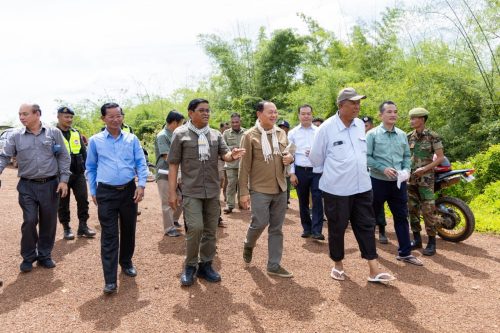 1ស្រុកលំផាត់