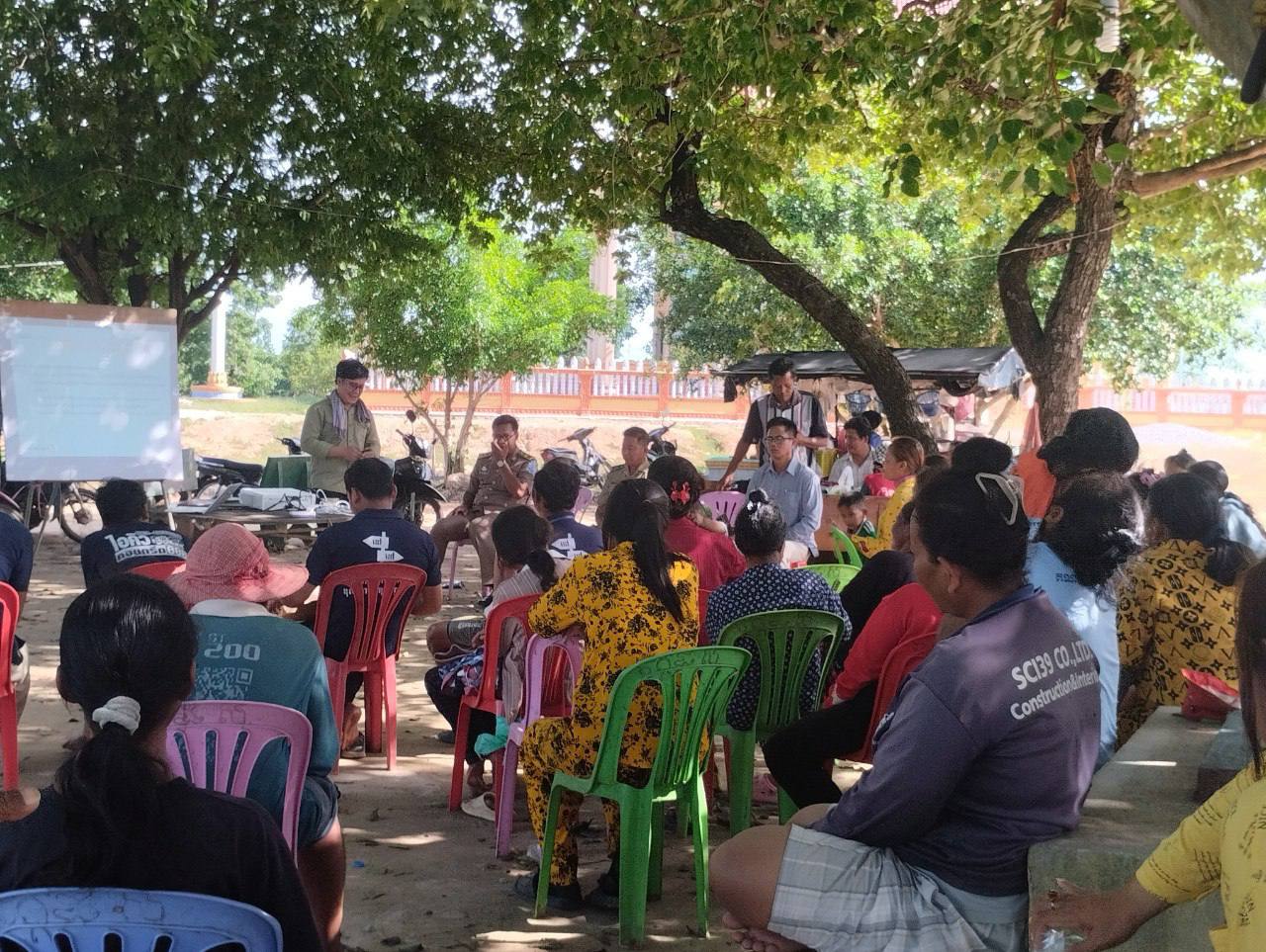 កិច្ចប្រជុំផ្សព្វផ្សាយ ” ការកសាងភូមិសន្តិភាព តាមរយៈការអភិវឌ្ឍសហគមន៍ជនបទចម្រុះ” នៅស្រុកសាលាក្រៅ ខេត្តប៉ៃលិន 9 photo 2024 10 14 20 55 42