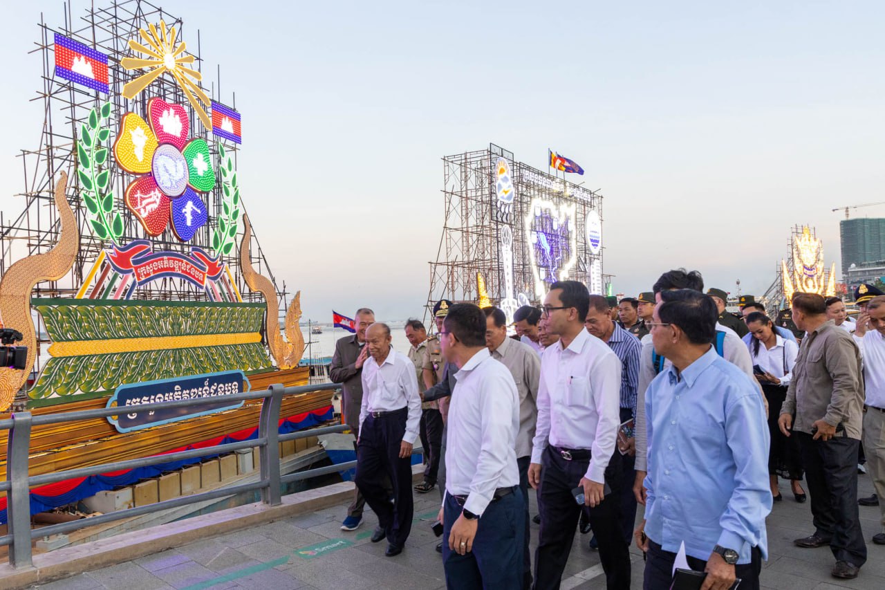 ឯកឧត្តម អុិន ចន្ថា អញ្ជើញចូលរួមត្រួតពិនិត្យ និងវាយតម្លៃប្រទីប របស់ក្រសួងអភិវឌ្ឍន៍ជនបទជាមួយគណៈកម្មាធិការជាតិ រៀបចំបុណ្យជាតិ-អន្ដរជាតិ 10 photo 2024 11 12 18 35 21