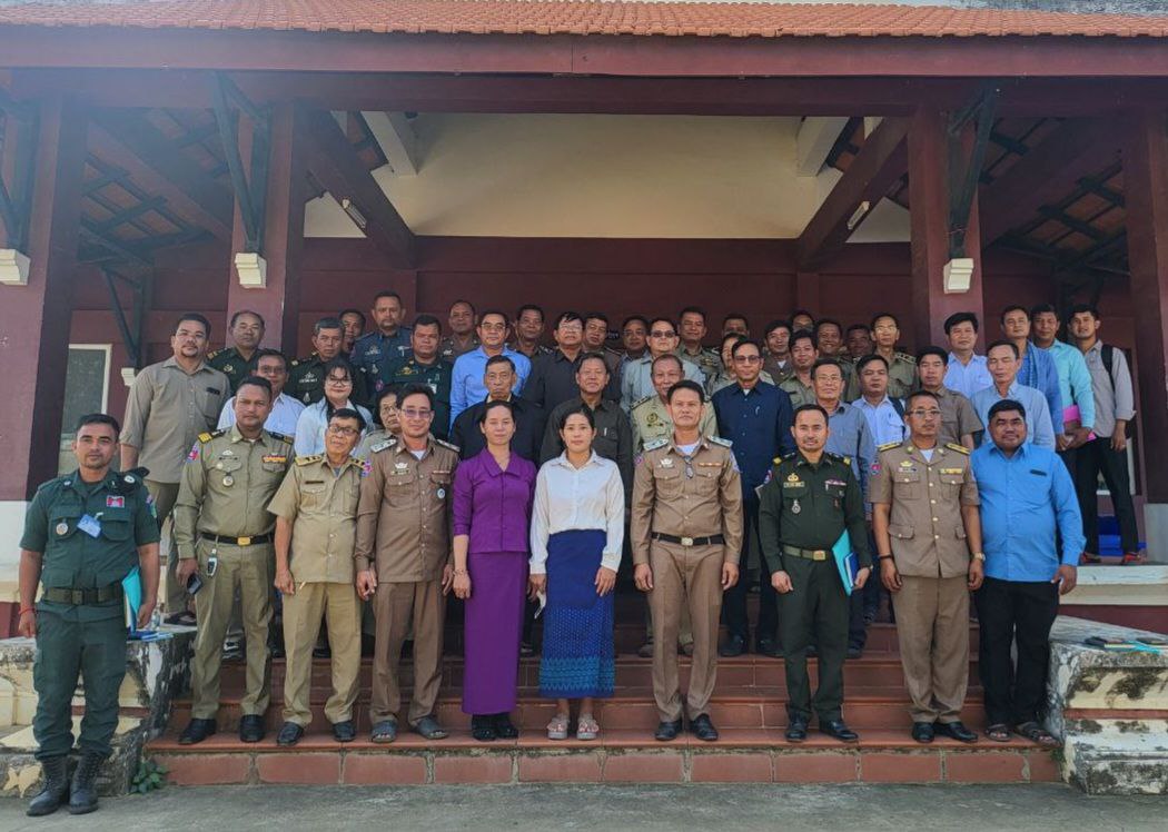 ឯកឧត្ដម យឹម ជុង អញ្ជើញជាគណ:អធិបតី ក្នុងកិច្ចប្រជុំបូកសរុបលទ្ធផលការងារត្រីមាសទី៤ ឆ្នាំ២០២៤ និងលើកទិសដៅការងារ ឆ្នាំ២០២៥ 8 photo 2024 11 29 18 55 19