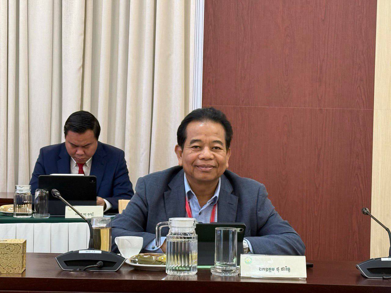 photo 2024 12 16 18 21 00 2