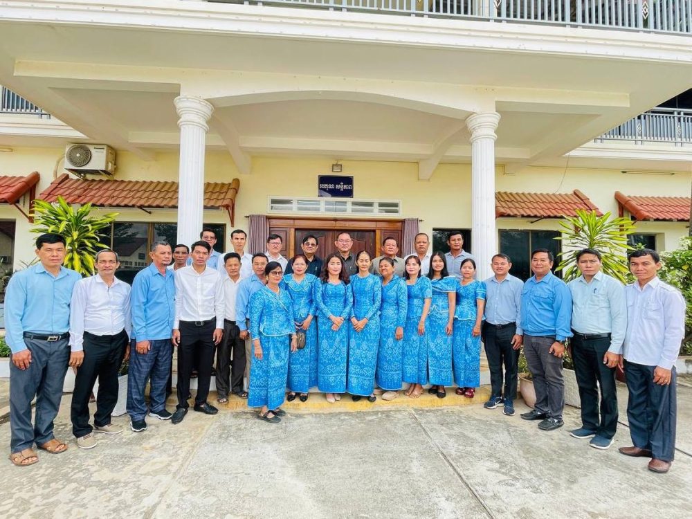 ឯកឧត្តម លី ណារុន បានអញ្ជើញជាអធិបតីក្នុងពិធីសំណេះសំណាល និងពិភាក្សាការងារជាមួយថ្នាក់ដឹកនាំ និងមន្រ្តីរាជការមន្ទីរអភិវឌ្ឍន៍ជនបទខេត្តពោធិ៍សាត់ 2 photo 2025 01 03 10 45 53