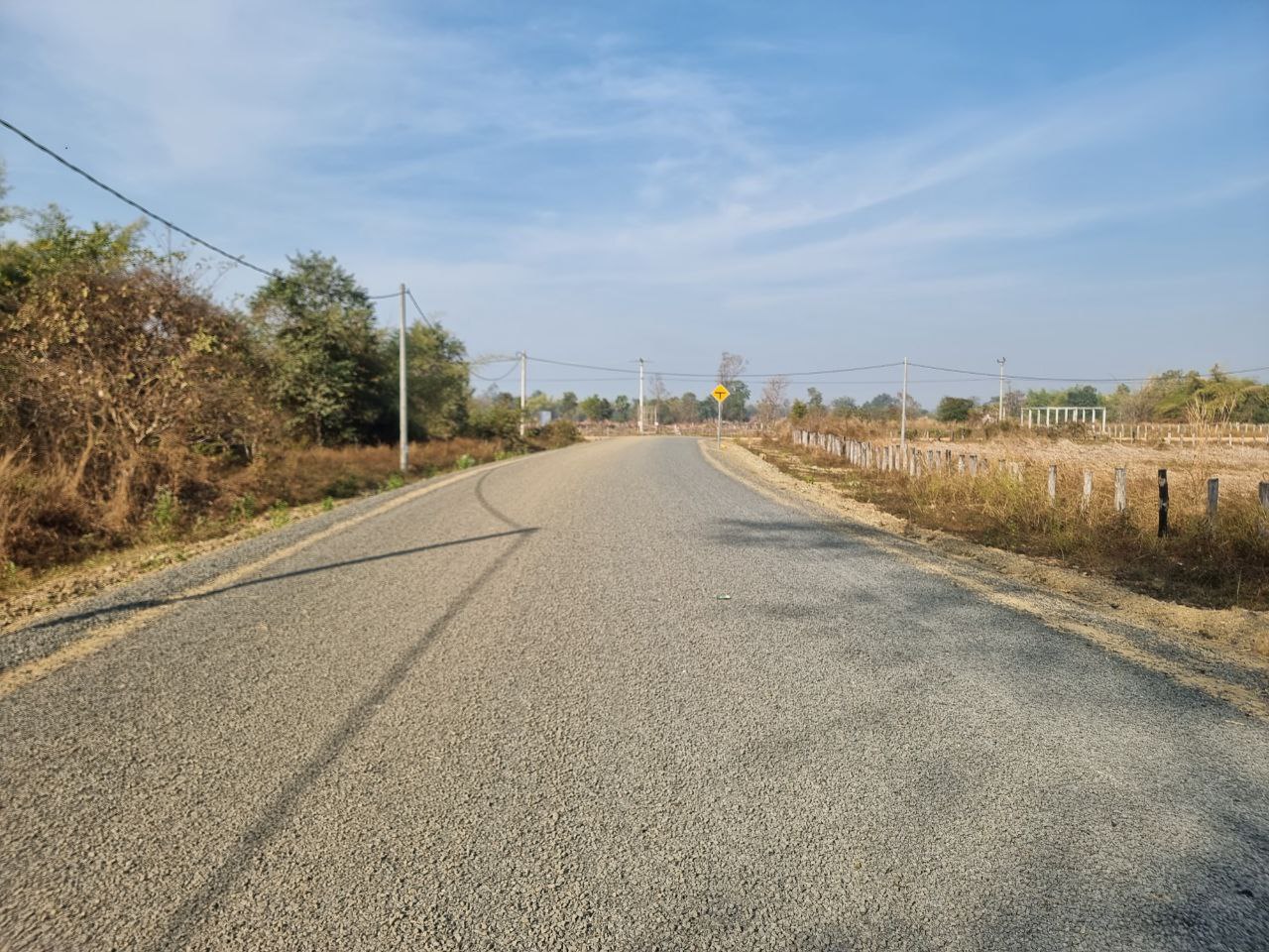 ក្រុមការងារអនុវត្តគម្រោងពិពិធកម្មកសិកម្មកម្ពុជា ចុះត្រួតពិនិត្យ និងវាយតម្លៃការងារសាងសង់ផ្លូវចំនួន ២ខ្សែ នៅក្នុងខេត្តស្ទឹងត្រែង 12 photo 2025 01 22 18 46 58