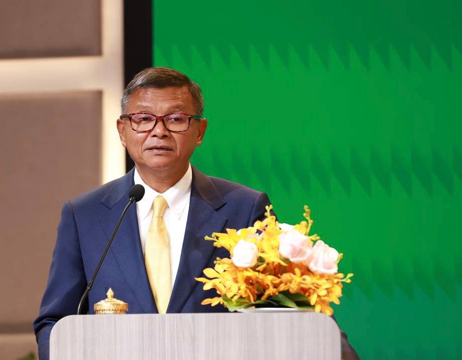 លោកជំទាវ ឡាយ វីរៈបុត្រ បានអញ្ជើញចូលរួមសិក្ខាសាលាពិគ្រោះយោបល់សេចក្តីព្រាងចុងក្រោយអនុក្រឹត្យស្តីពីការកំណត់លក្ខណៈវិនិច្ឆ័យសម្រាប់បង្កើតទារកដ្ឋាន ដែលរៀបចំដោយក្រសួងអប់រំ យុវជន និងកីឡា គាំទ្រឧបត្ថម្ភដោយ ធនាគារពិភពលោក និងជំនួយរបស់ប្រទេសអូស្រ្តាលី 9 photo 2025 01 22 19 49 10