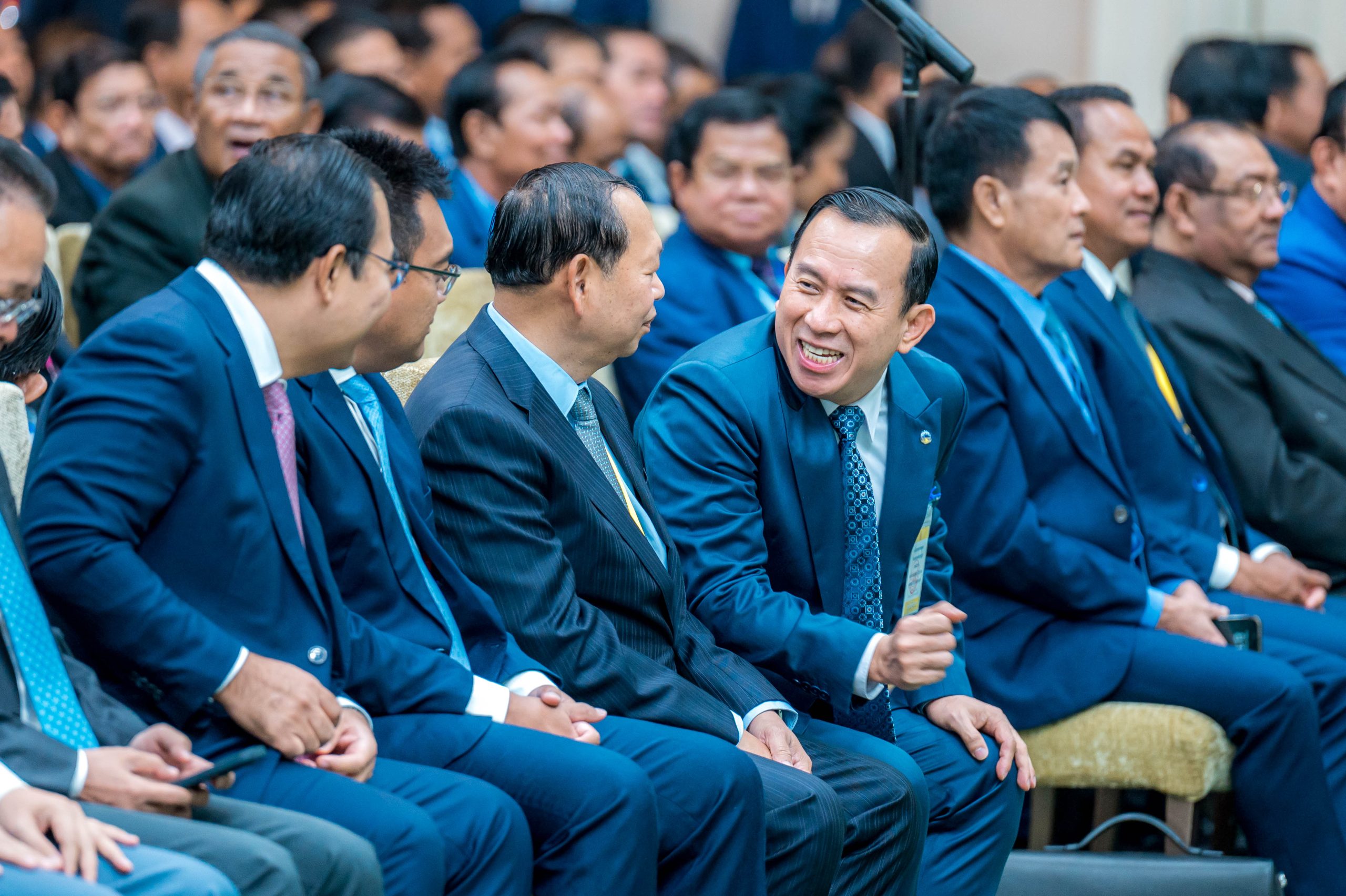 ឯកឧត្តម ឆាយ ឫទ្ធិសែន អញ្ជើញចូលរួមក្នុងកម្មវិធីសន្និបាតបូកសរុបសកម្មភាព និងលទ្ធផលការងារចុះមូលដ្ឋានប្រចាំឆ្នាំ២០២៤ និងលើកទិសដៅអនុវត្តបន្ដឆ្នាំ២០២៥ របស់ក្រុមការងាររាជរដ្ឋាភិបាលចុះមូលដ្ឋាន 32 30 scaled