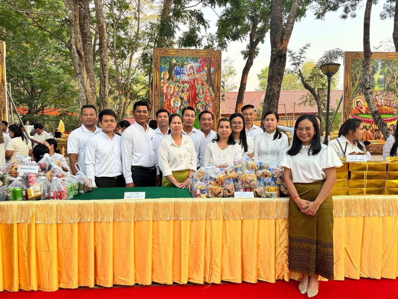 ឯកឧត្តម ប៊ុន ច័ន្ទវណ្ណៈ អញ្ជើញដឹកនាំគណៈប្រតិភូក្រសួង ចូលរួមក្នុងពិធីបុណ្យមាឃបូជា ឆ្នាំ២០២៥ នៅបរិវេណឧបដ្ឋានសាលាមុខព្រះមហាសក្យមុនីចេតិយ ភ្នំព្រះរាជទ្រព្យ (ឧត្តុង្គ) 7 5 6