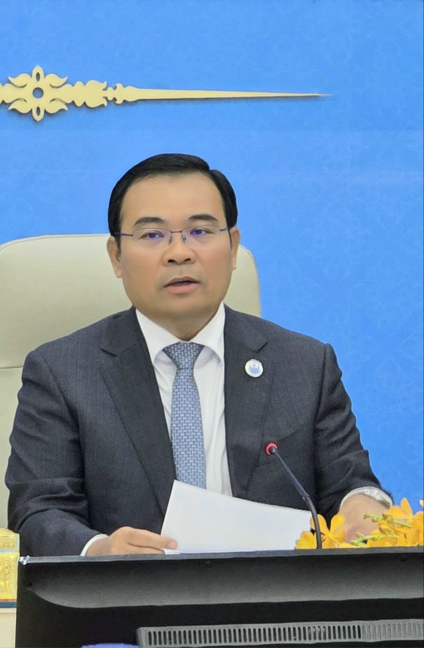 ឯកឧត្តមបណ្ឌិត សួស គង់ អញ្ជើញចូលរួមកិច្ចប្រជុំអន្តរក្រសួង ស្ថាប័ន លើកទី ២ នៃគណៈកម្មាធិការជាតិគ្រប់គ្រងអាងទន្លេ 2 photo 2025 02 06 15 02 15