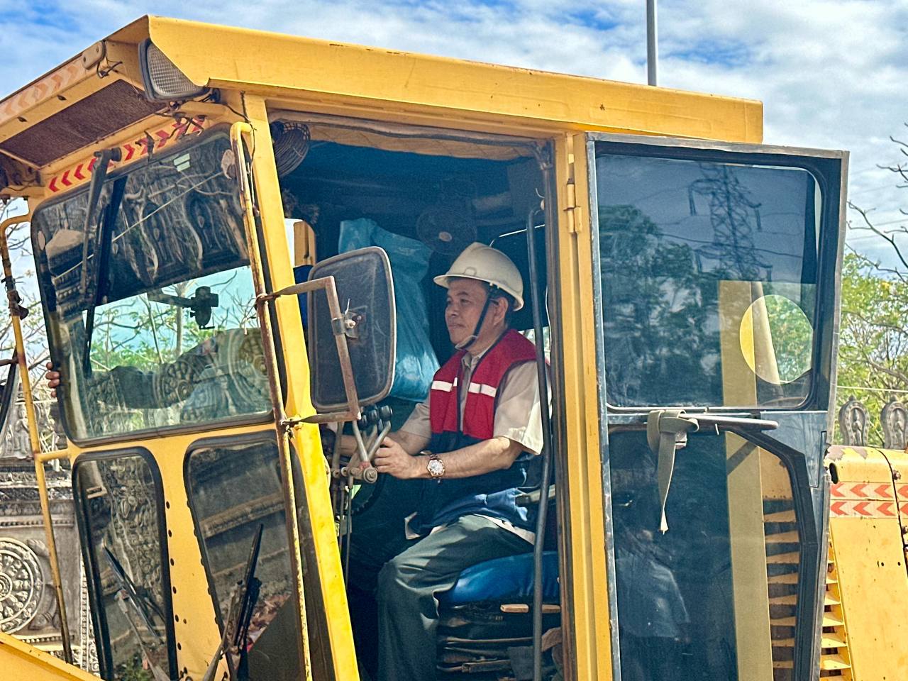 photo 2025 02 23 19 03 12